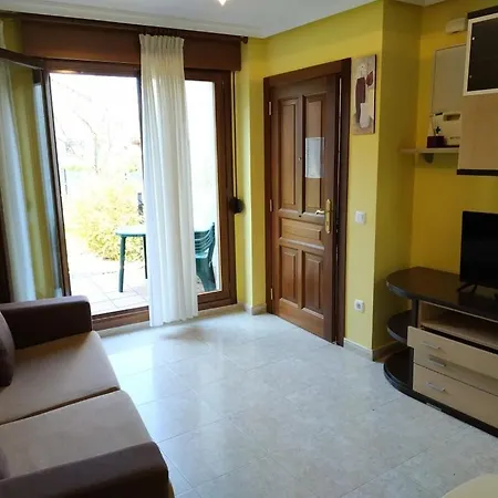 - El Bosquin * Nueva De Llanes