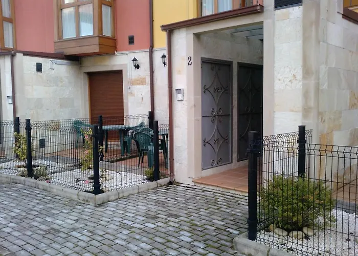 - El Bosquin Nueva De Llanes