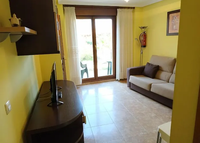 - El Bosquin Nueva De Llanes