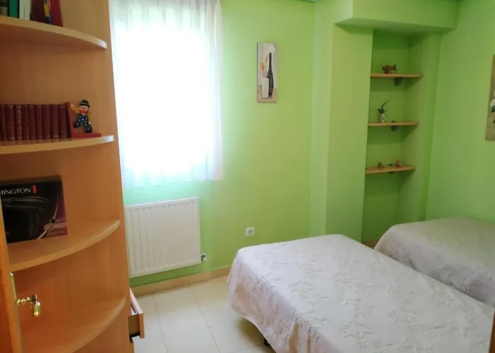 - El Bosquin * Nueva De Llanes