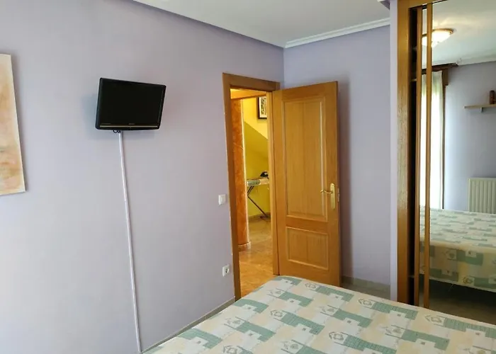 - El Bosquin Nueva De Llanes