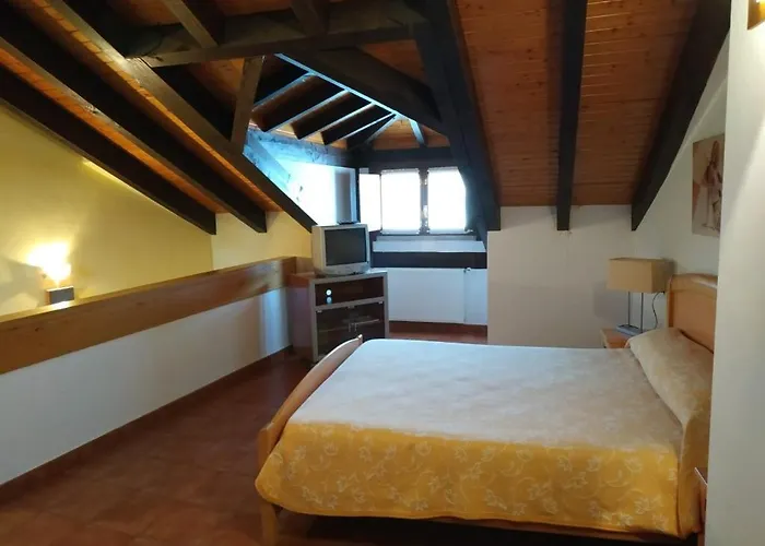 - El Bosquin * Nueva De Llanes